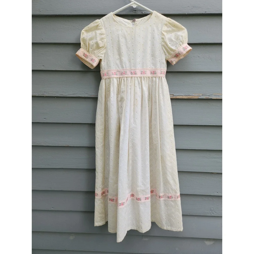 Vintage 70s Eyelet Lace Maxi Dress White Pink Floral Prairie Cottagecore Girl 10